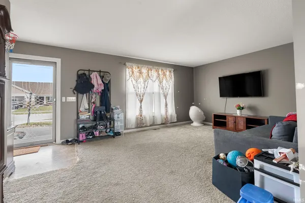 $280,000 | 13239 Magnolia Crk Trail, Fort Wayne, IN 46814