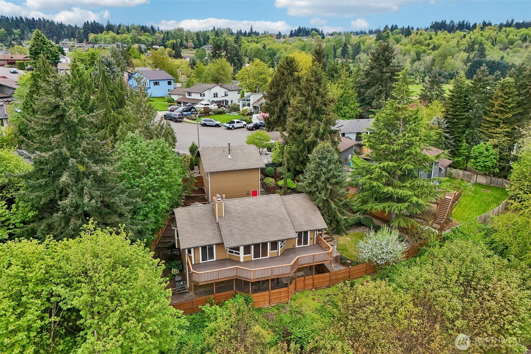 709 22nd Street Southwest Puyallup, WA 98371 - Photo 5 of 40