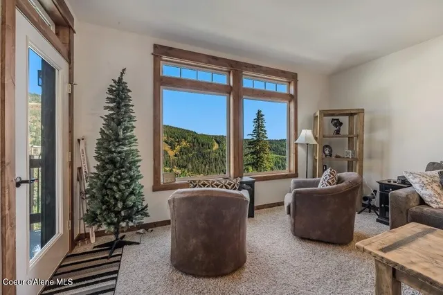 $1,275,000 | 128 Mogul Hill Road, Unit 303, Sandpoint, ID 83864