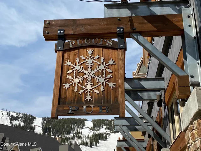 $1,275,000 | 128 Mogul Hill Road, Unit 303, Sandpoint, ID 83864