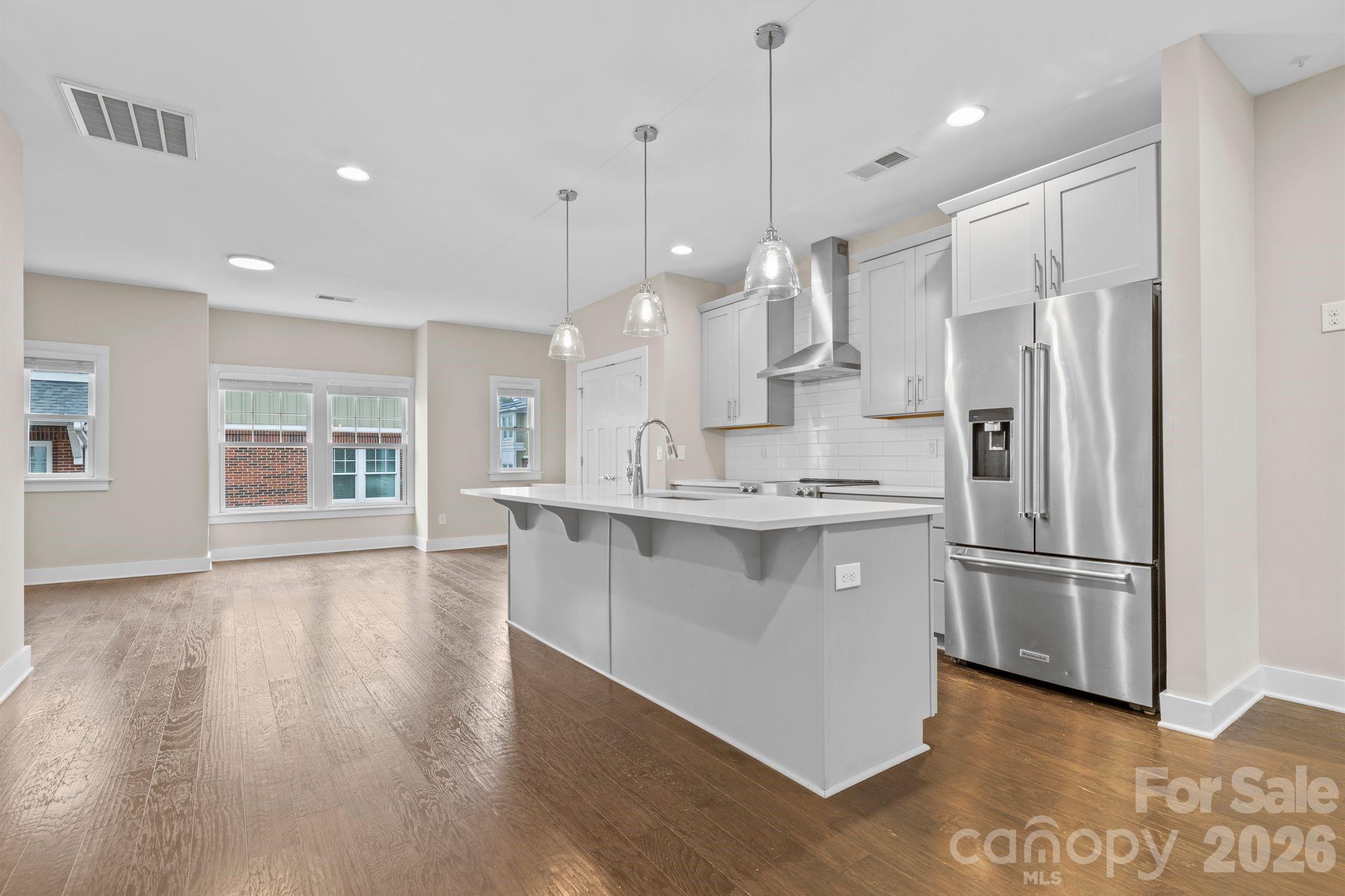 129 Grandin Road Charlotte, NC 28208 - Photo 2 of 35