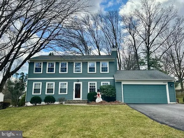 $850,000 | 5507 Greenshank Court, Fairfax, VA 22032