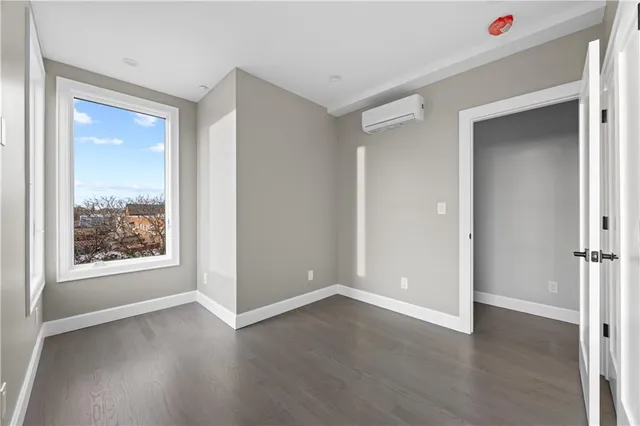 $989,000 | 62 Abbey Court | Gerritsen Beach