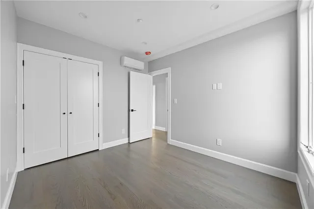 $989,000 | 62 Abbey Court | Gerritsen Beach