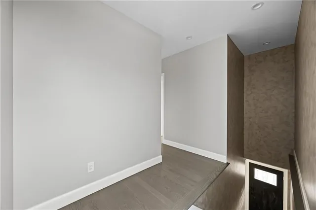 $989,000 | 62 Abbey Court | Gerritsen Beach