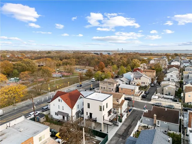 $989,000 | 62 Abbey Court | Gerritsen Beach