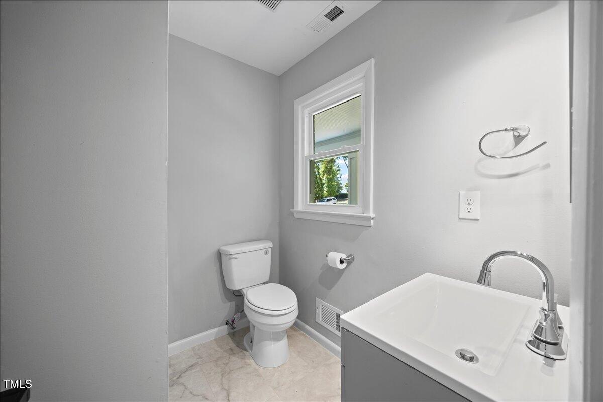 7700 Pinecrest Road Raleigh, NC 27613 - Photo 23 of 51 23