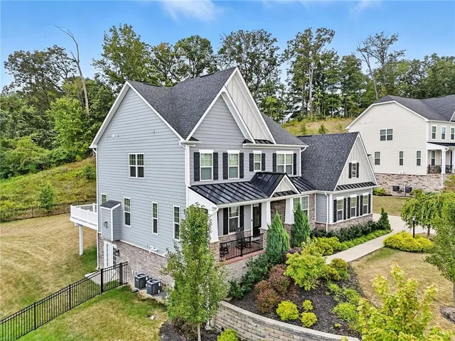 front view of house with a yard