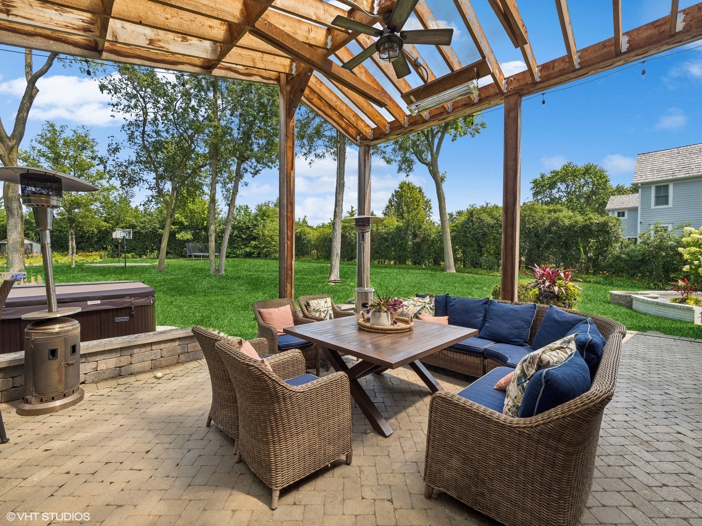 1136 Longvalley Road Glenview, IL 60025 - Photo 3 of 7 Gallery Image 3