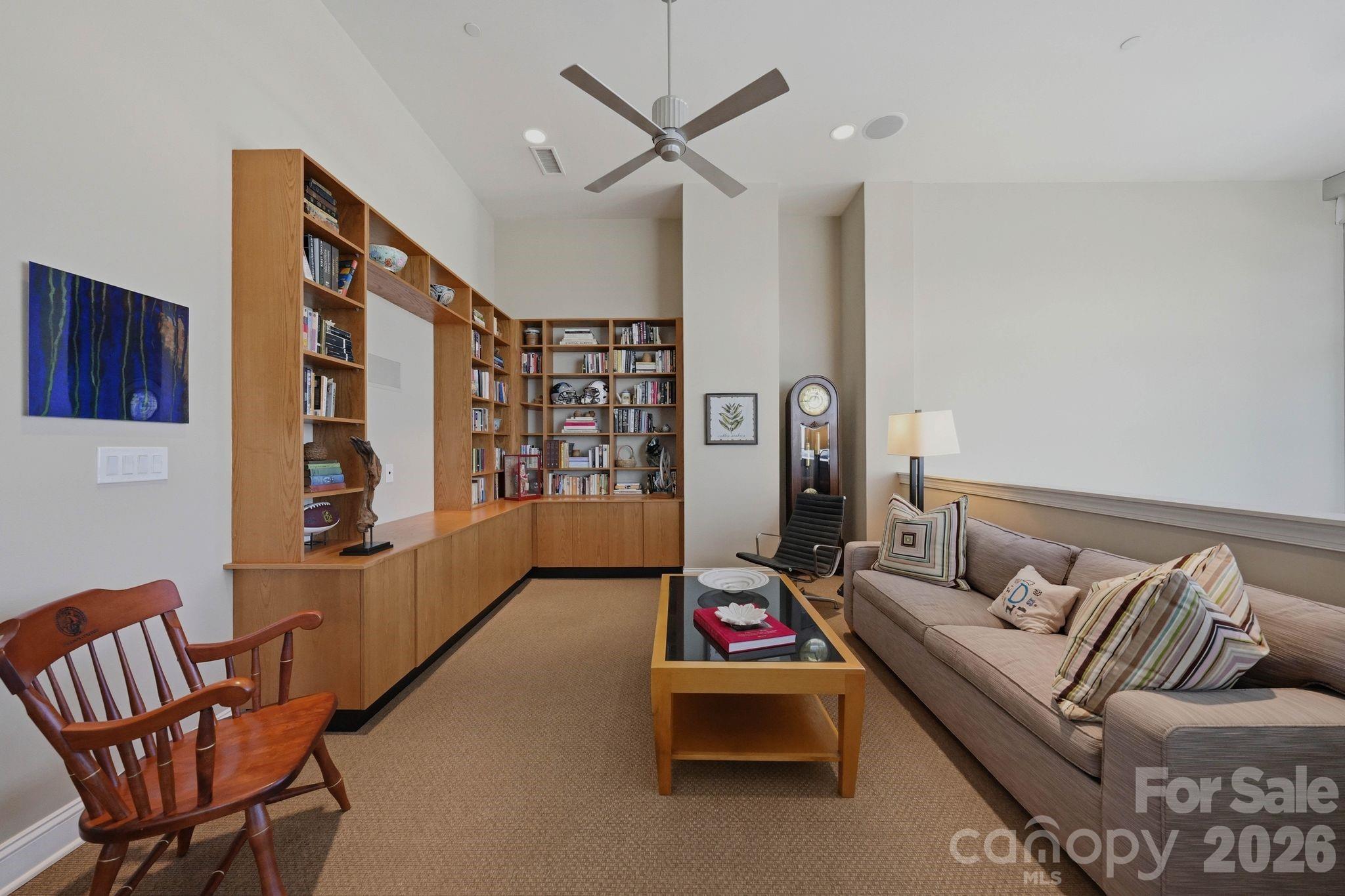 435 South Tryon Street, Unit 904 Charlotte, NC 28202 - Photo 27 of 48