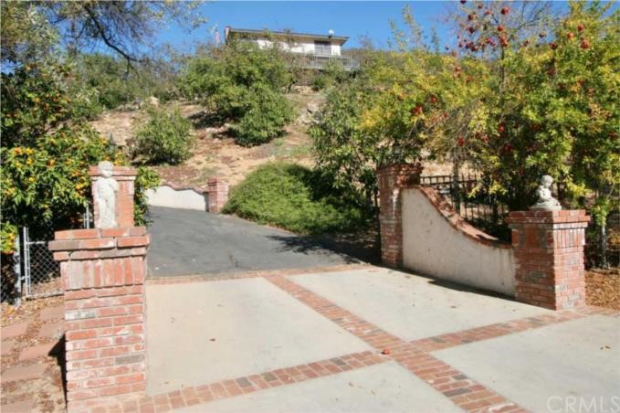 2380 Daily Drive Fallbrook, CA 92028 - Photo 1 of 1 Gallery Image 1