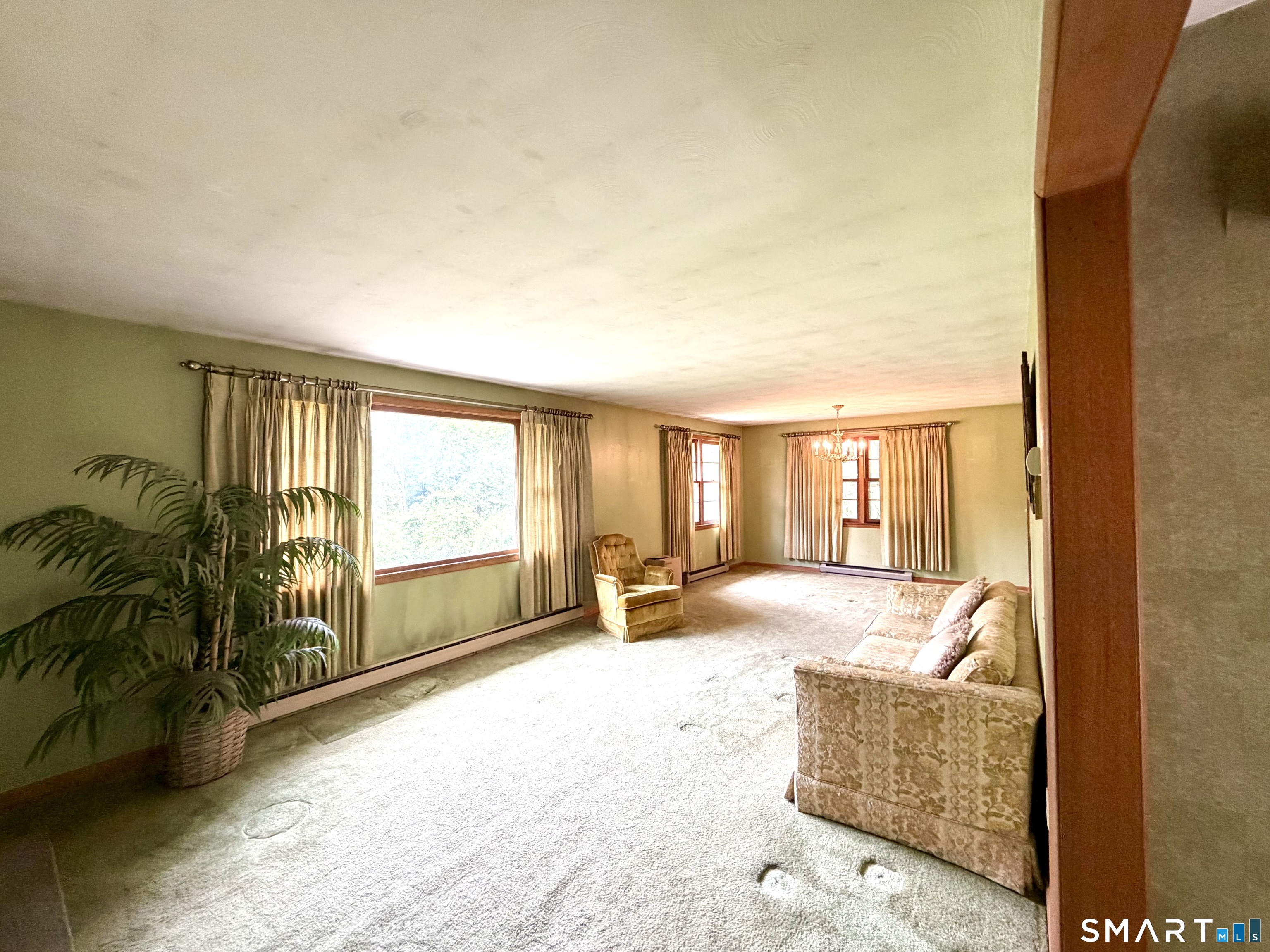 401 Round Hill Road Salem, CT 06420 - Photo 8 of 32
