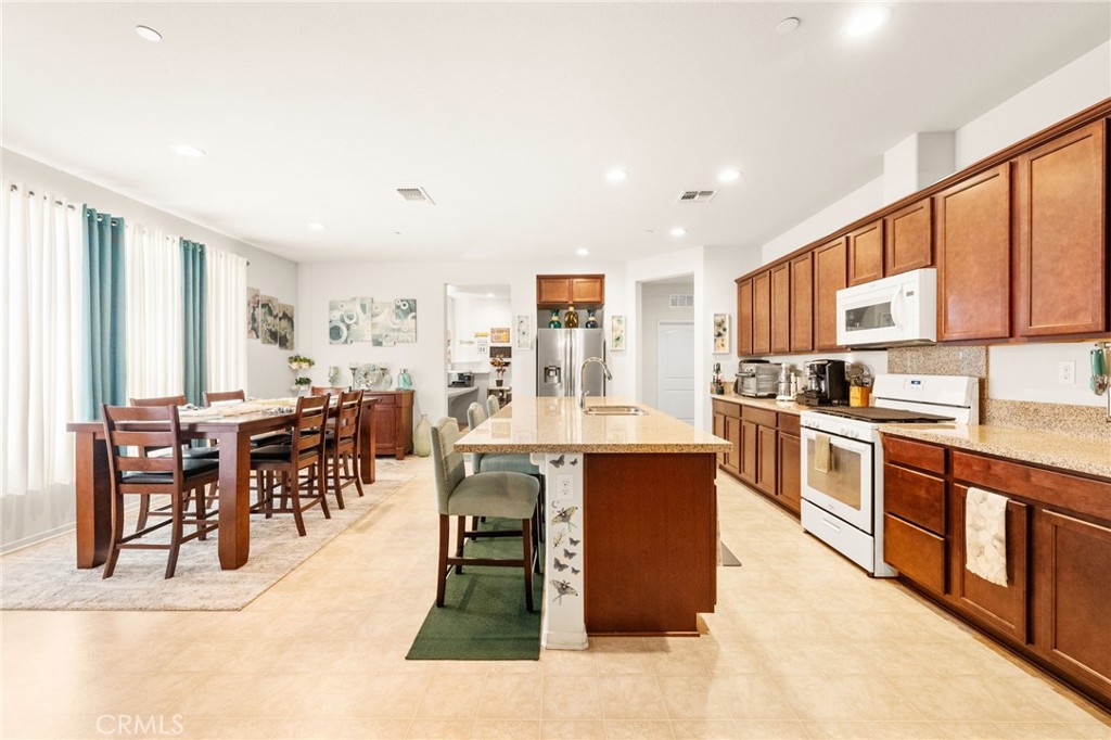 1179 Vallejo Street Perris, CA 92571 - Photo 4 of 36