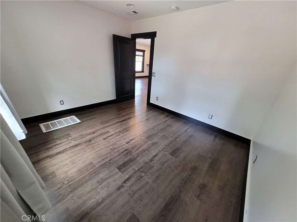 1780 Summit Avenue Pasadena, CA 91103 - Photo 9 of 17