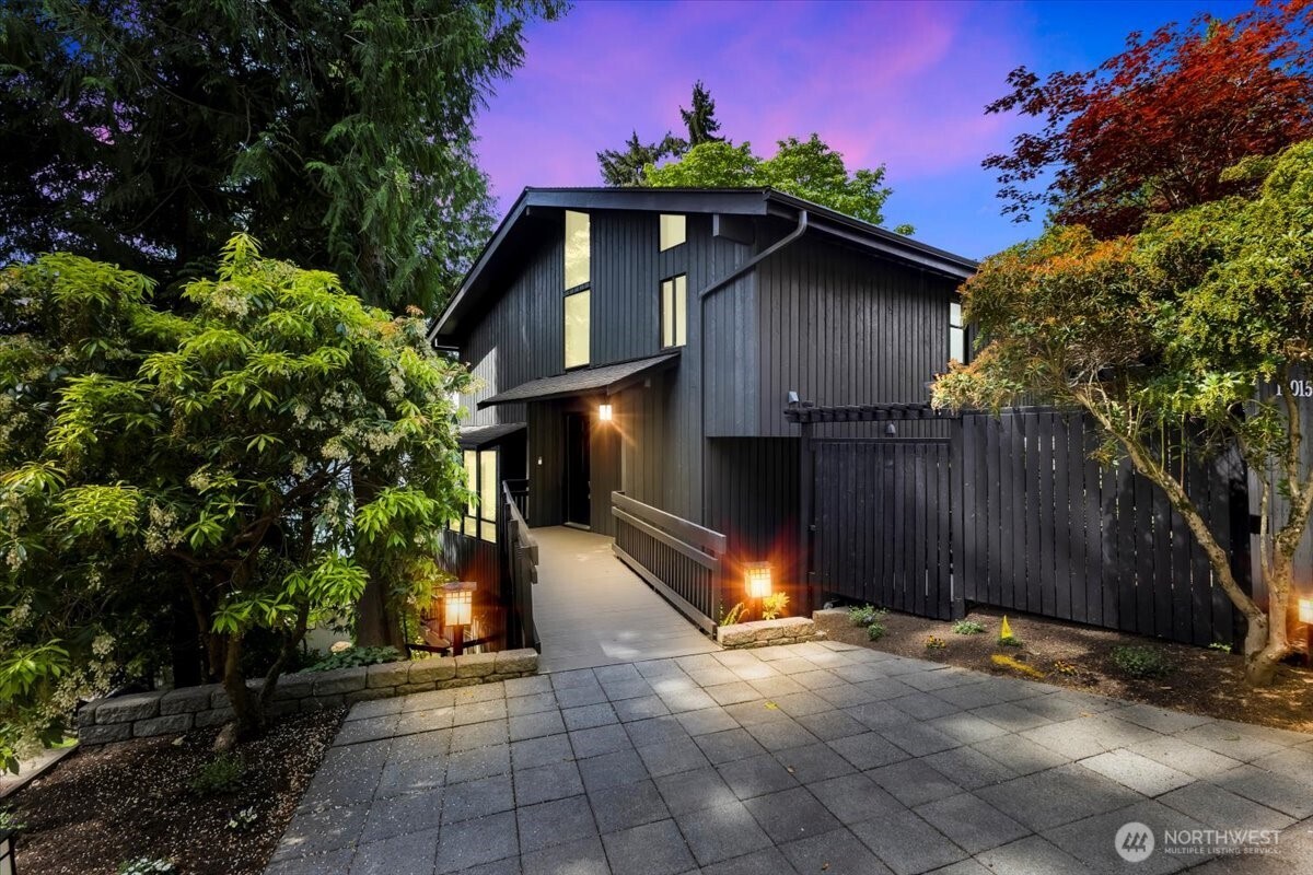 16015 Inglewood Road Northeast Kenmore, WA 98028 - Photo 2 of 37 a view of outdoor space and yard