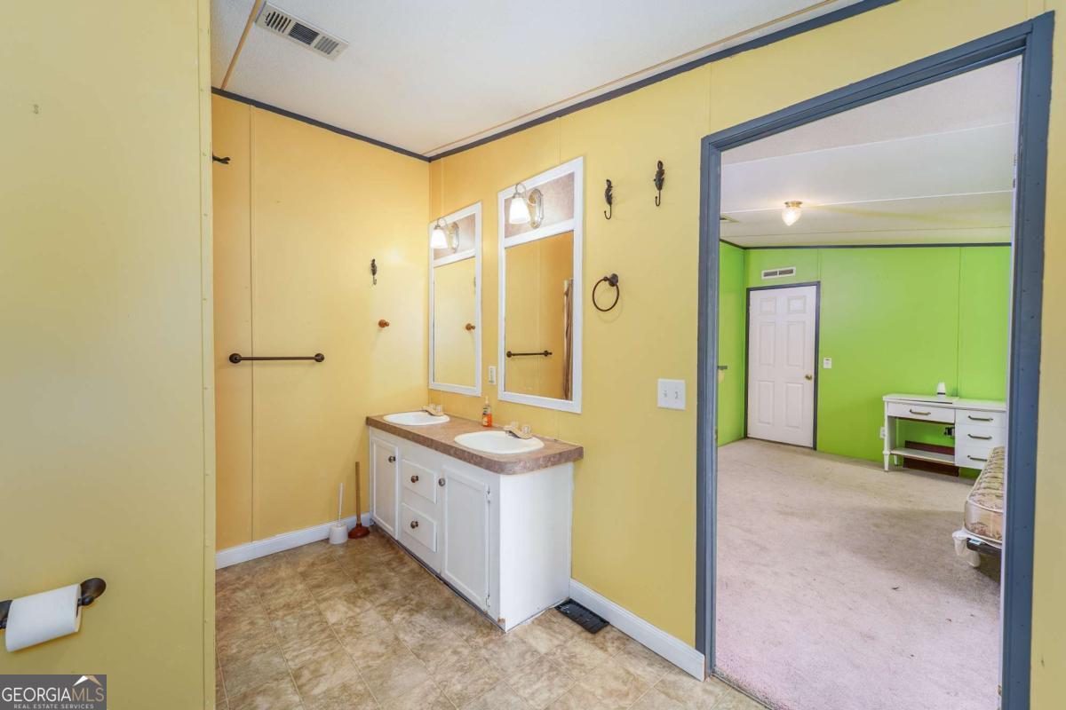 1690 Smith Road Waycross, GA 31503 - Photo 14 of 26