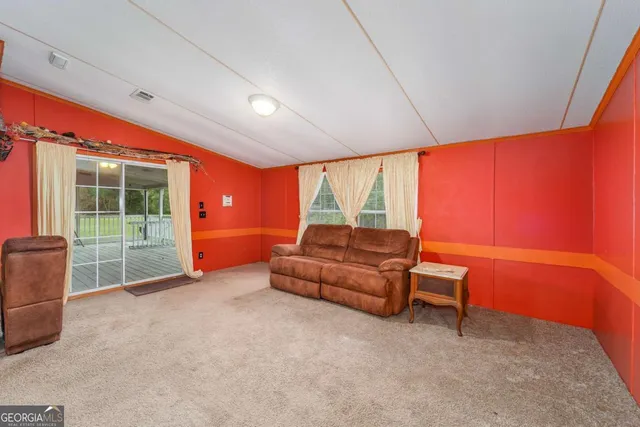 $330,000 | 1690 Smith Road, Waycross, GA 31503