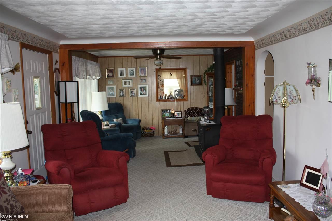 10433 Wilkes Road Avoca, MI 48006 - Photo 11 of 11 31303730-10.JPG