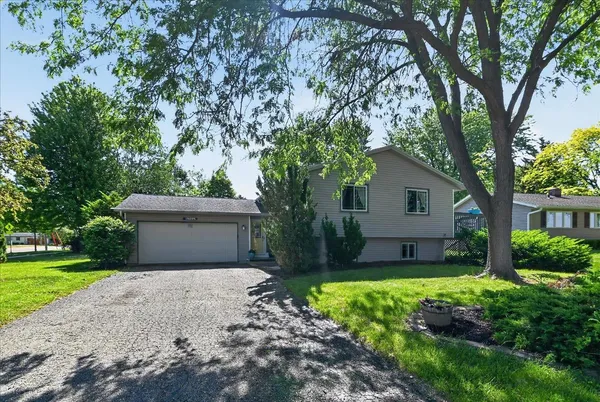 $479,900 | 5701 Anthony Street, McFarland, WI 53558