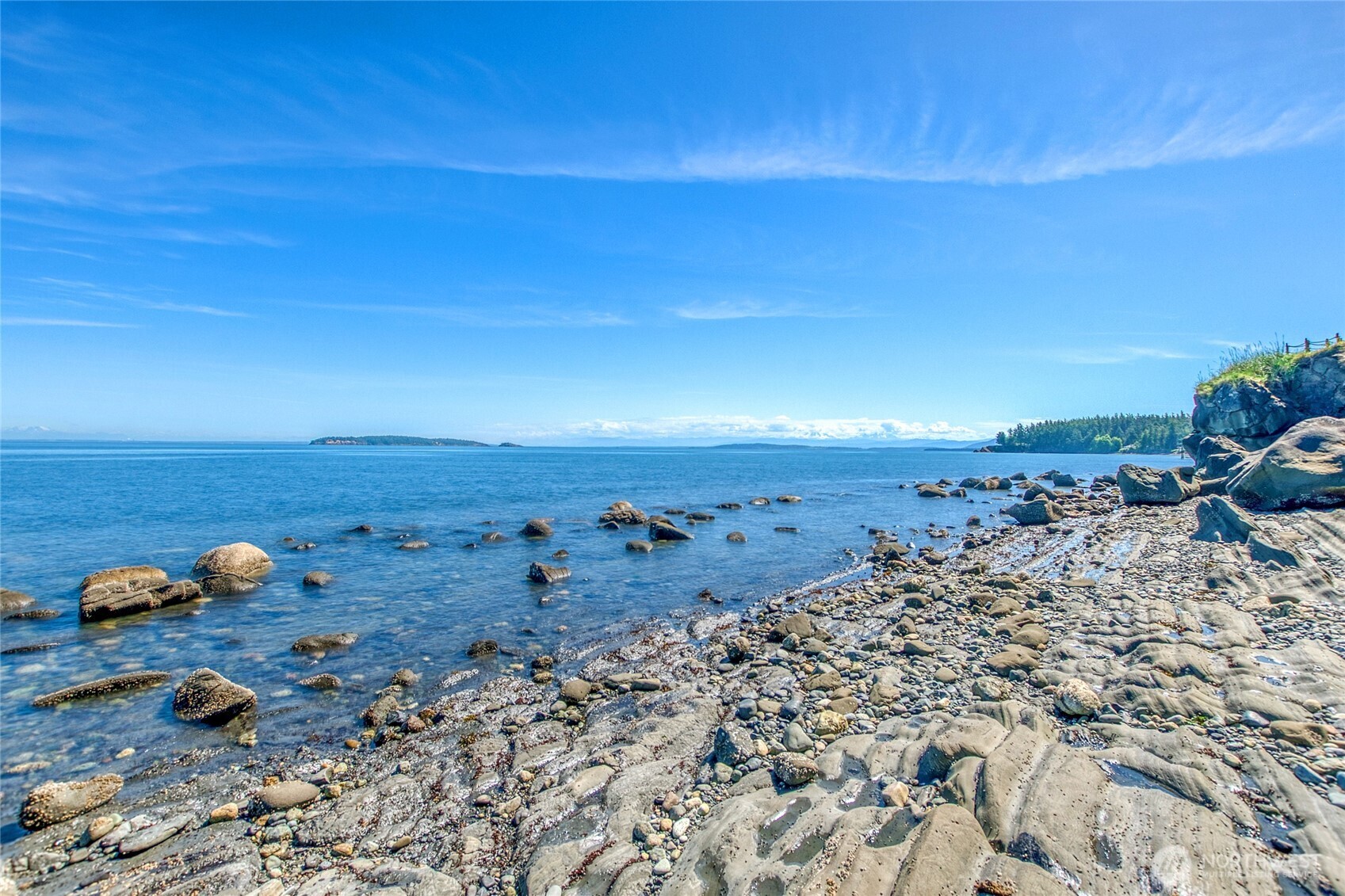 285 Raptor Road Orcas Island, WA 98245 - Photo 36 of 40 a view of ocean view with beach