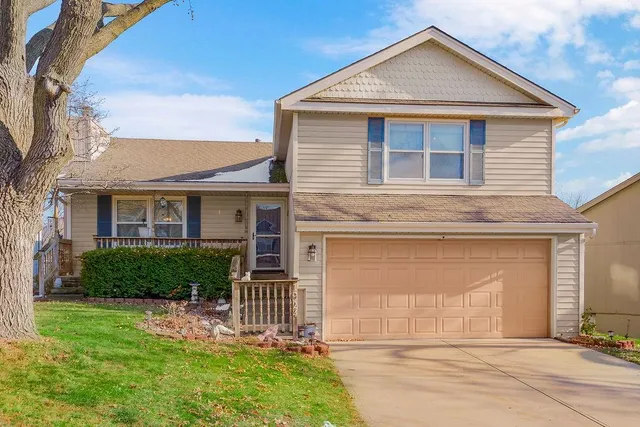 $315,000 | 1924 Northwest 62nd Terrace, Kansas City, MO 64151