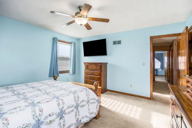 $315,000 | 1924 Northwest 62nd Terrace, Kansas City, MO 64151