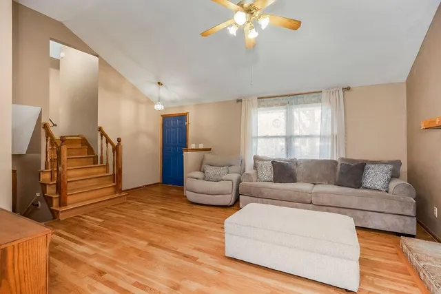 $315,000 | 1924 Northwest 62nd Terrace, Kansas City, MO 64151