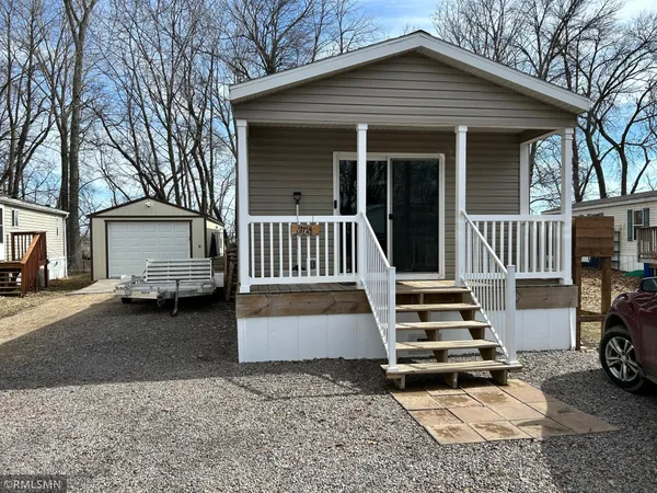 $174,900 | 13650 Clearwater Forest Drive, South Haven, MN 55382