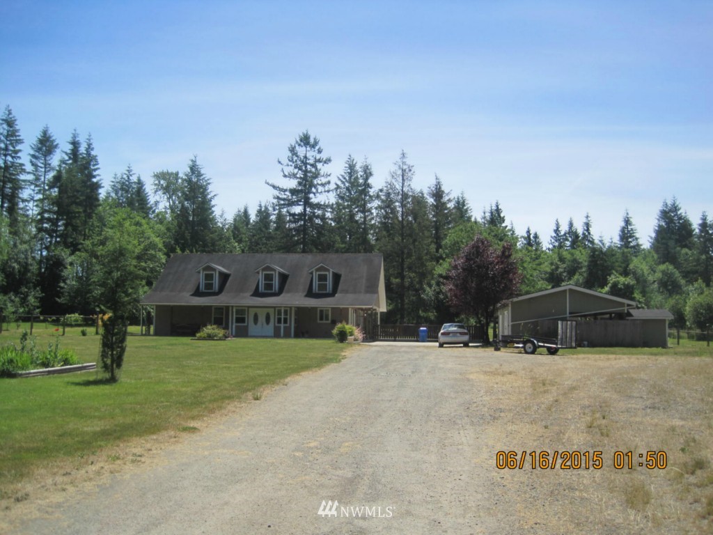 262 Burchett Road Onalaska, WA 98570 - Photo 2 of 16 Gallery Image 2