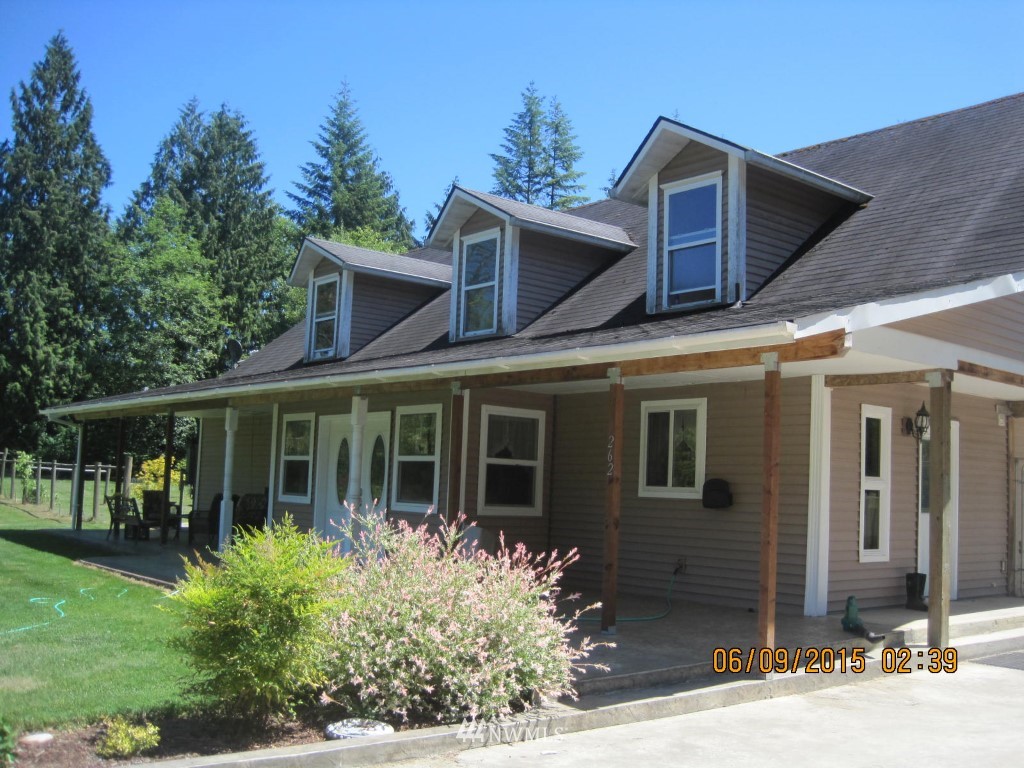 262 Burchett Road Onalaska, WA 98570 - Photo 3 of 16 Gallery Image 3