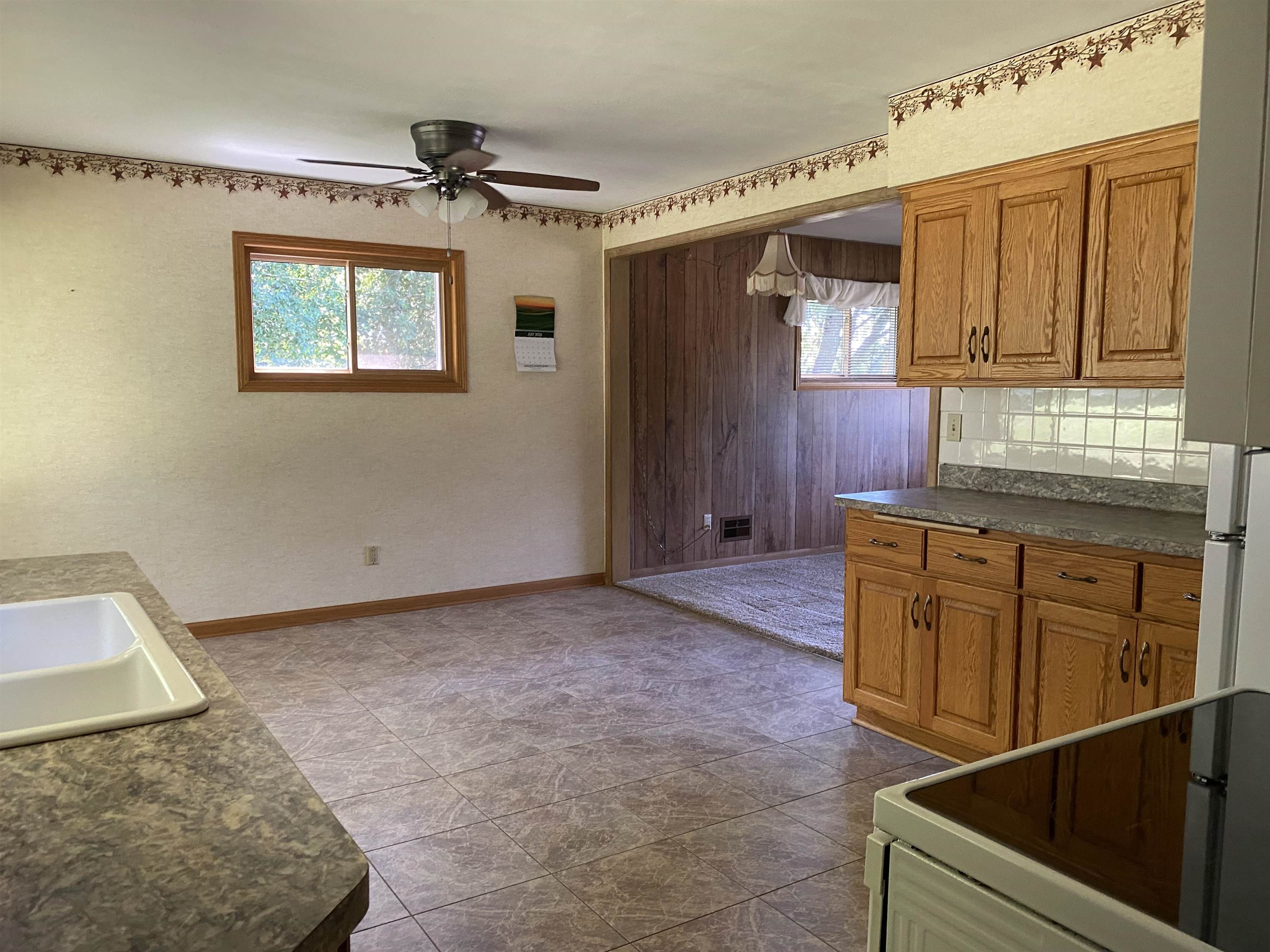 4258 Pleasant Hill Road Richfield, WI 53076 - Photo 8 of 31