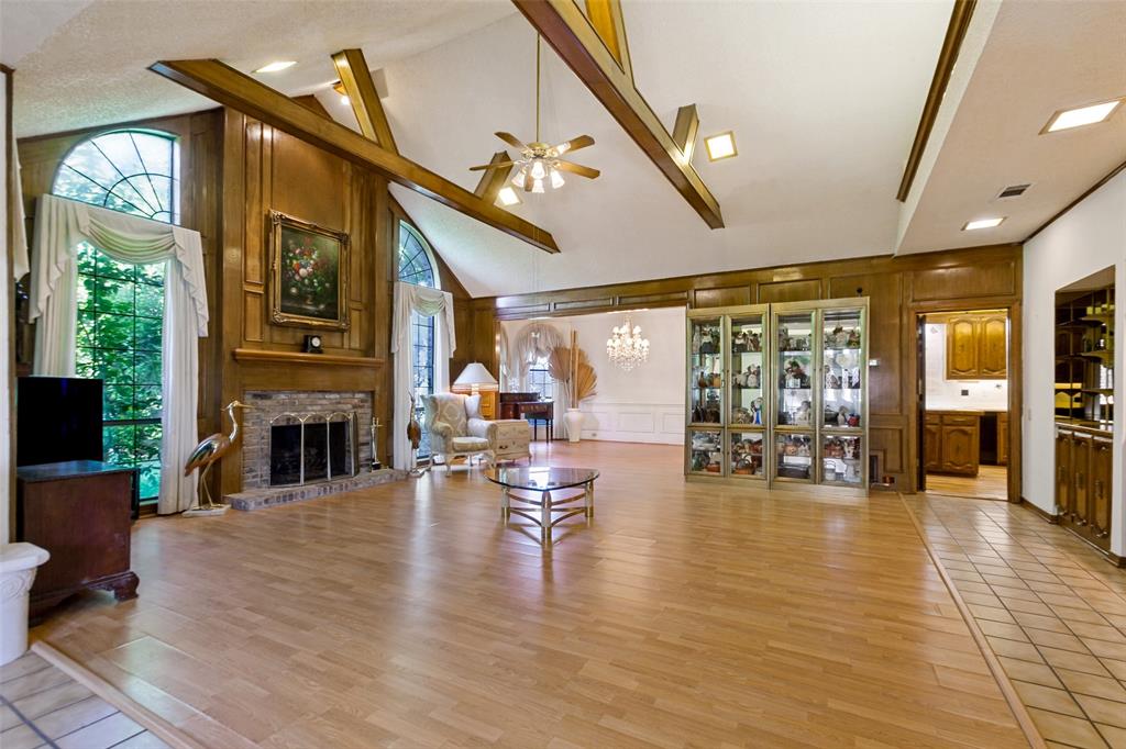 14784 Lochinvar Court Addison, TX 75254 - Photo 3 of 28