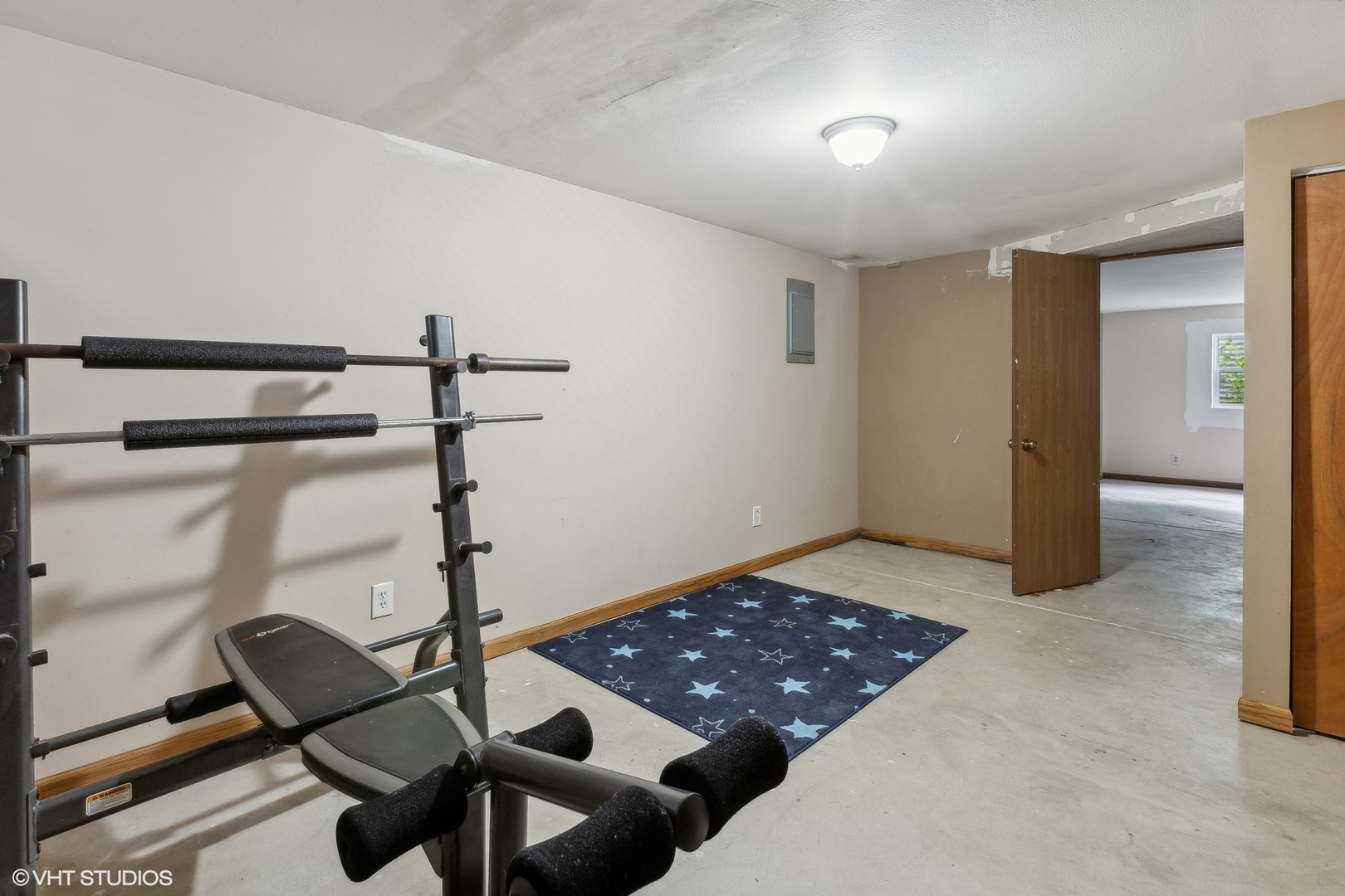 3243 Gresham Lane East Aurora, IL 60504 - Photo 19 of 28 a bedroom with a bed and a walk in closet