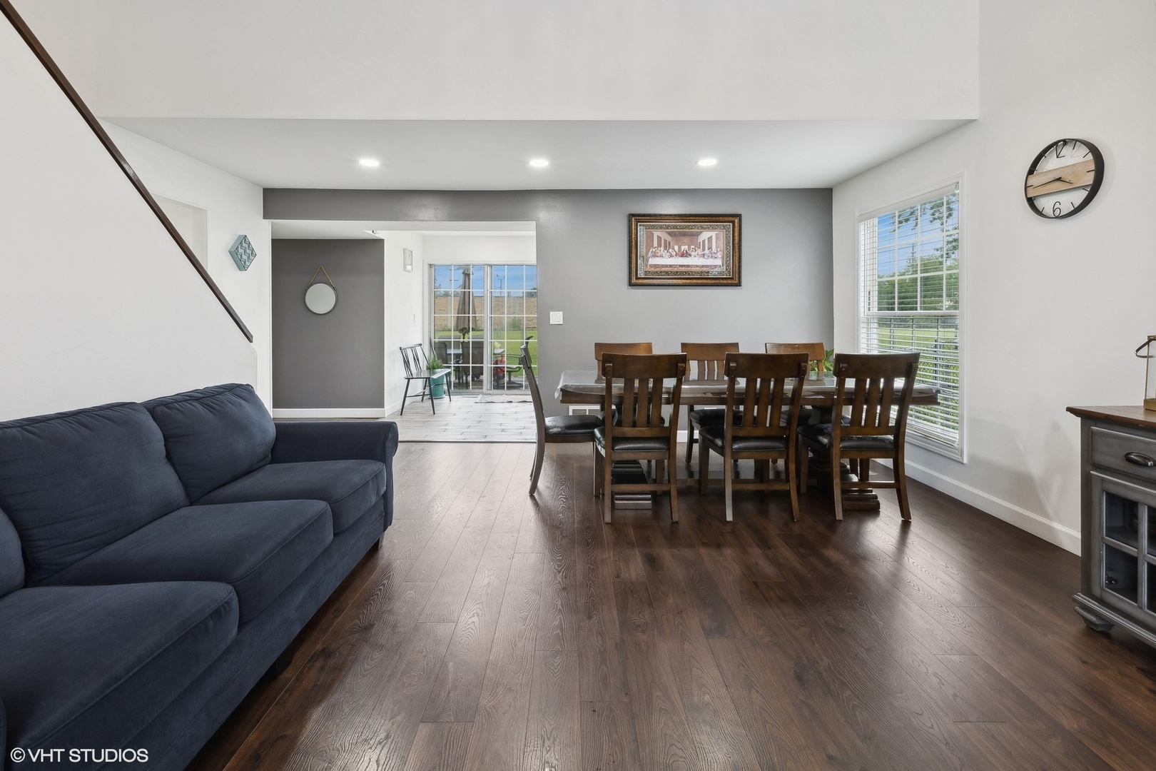 3243 Gresham Lane East Aurora, IL 60504 - Photo 4 of 28 a living room with furniture and wooden floor