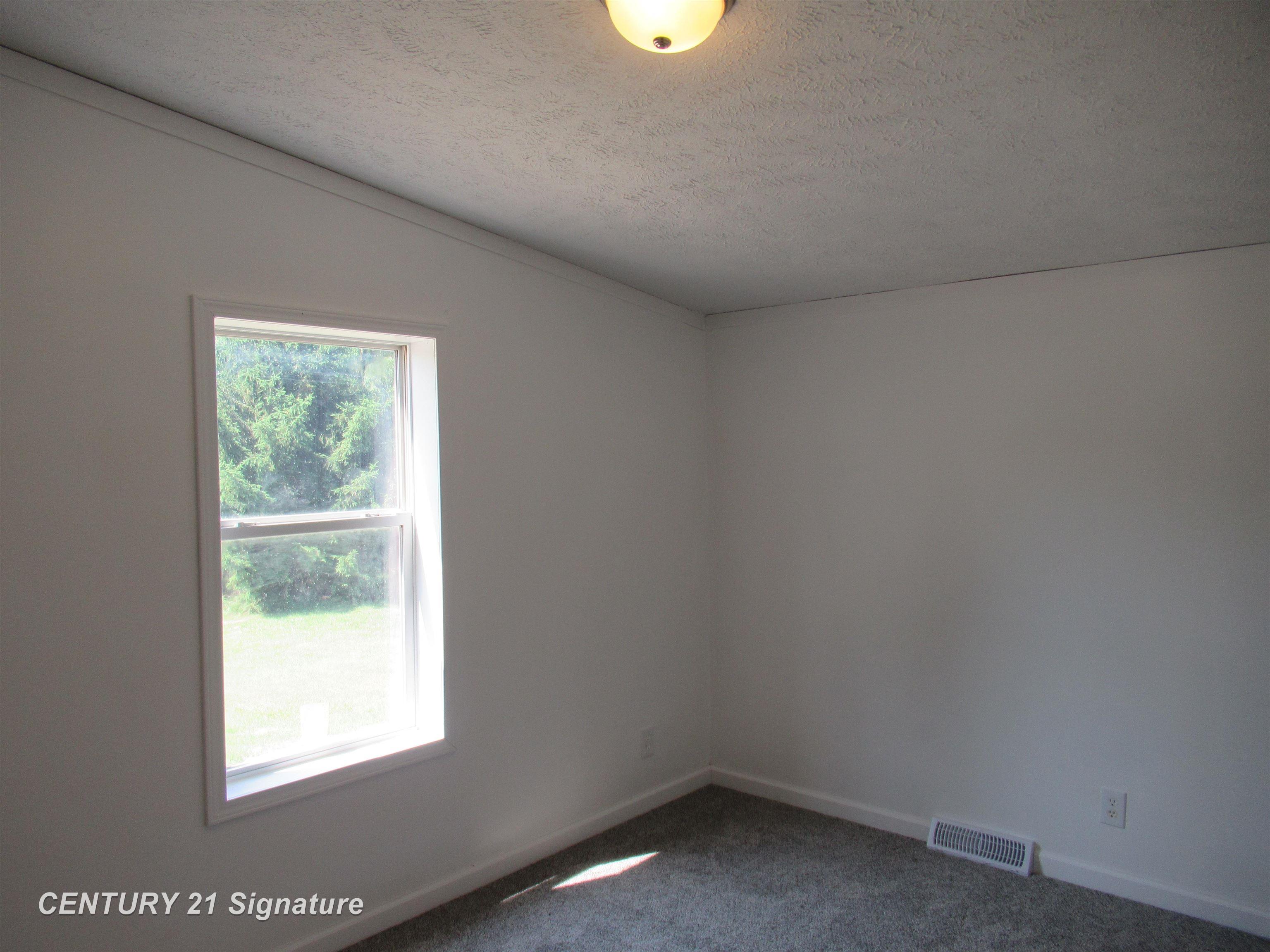 5224 Lobdell Road Mayville, MI 48744 - Photo 15 of 37 Gallery Image 15