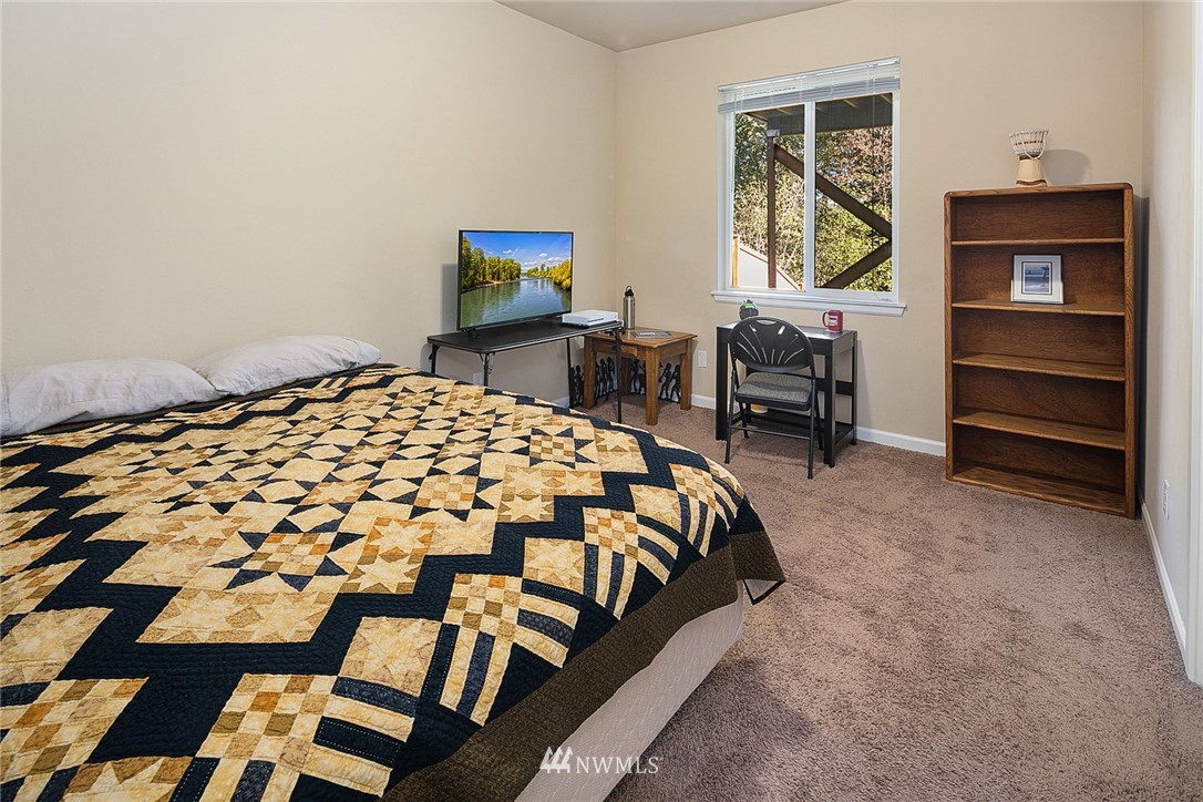 24316 185th Loop Southeast Covington, WA 98042 - Photo 13 of 25