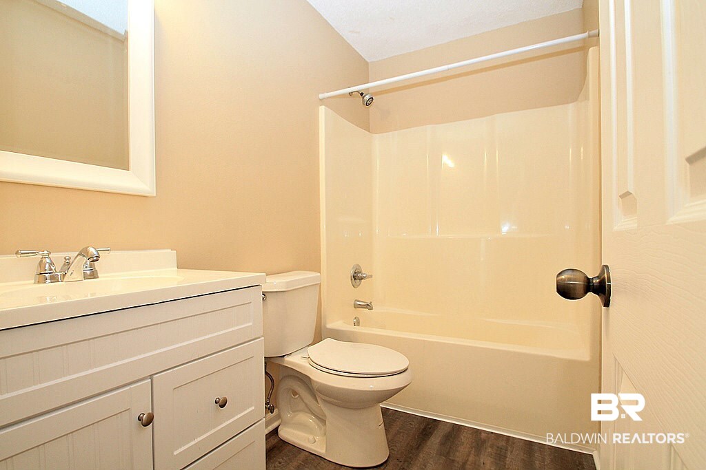 24982 A Patterson Road Robertsdale, AL 36567 - Photo 10 of 21