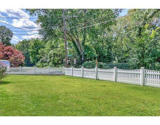 6 Bonad Road Dedham, MA 02026 - Photo 4 of 26 Gallery Image 4