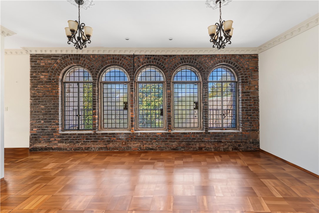 207 Ruggles Avenue Newport, RI 02840 - Photo 25 of 34