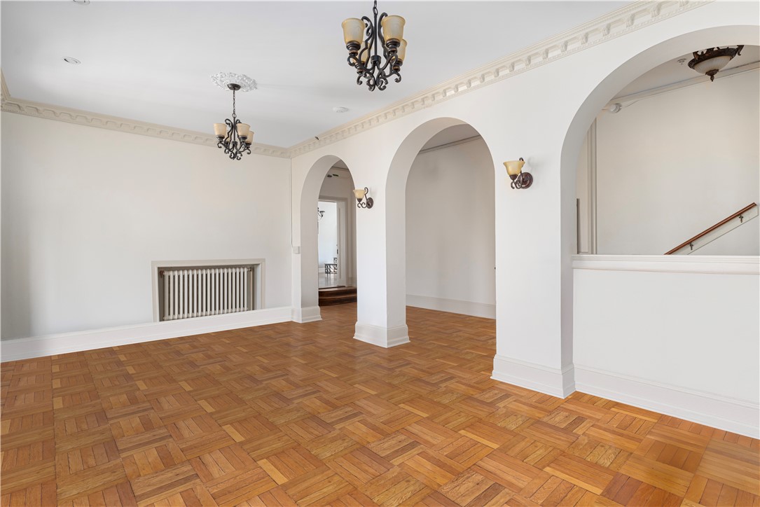 207 Ruggles Avenue Newport, RI 02840 - Photo 27 of 34