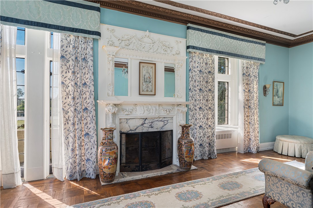 207 Ruggles Avenue Newport, RI 02840 - Photo 28 of 34