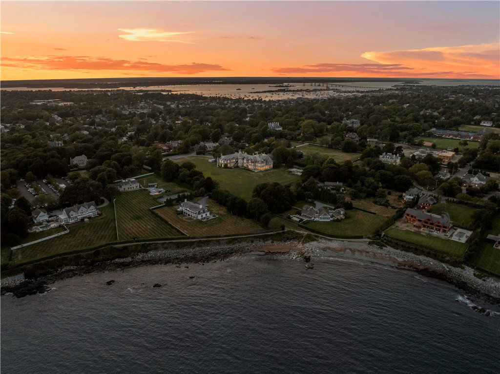 207 Ruggles Avenue Newport, RI 02840 - Photo 34 of 34