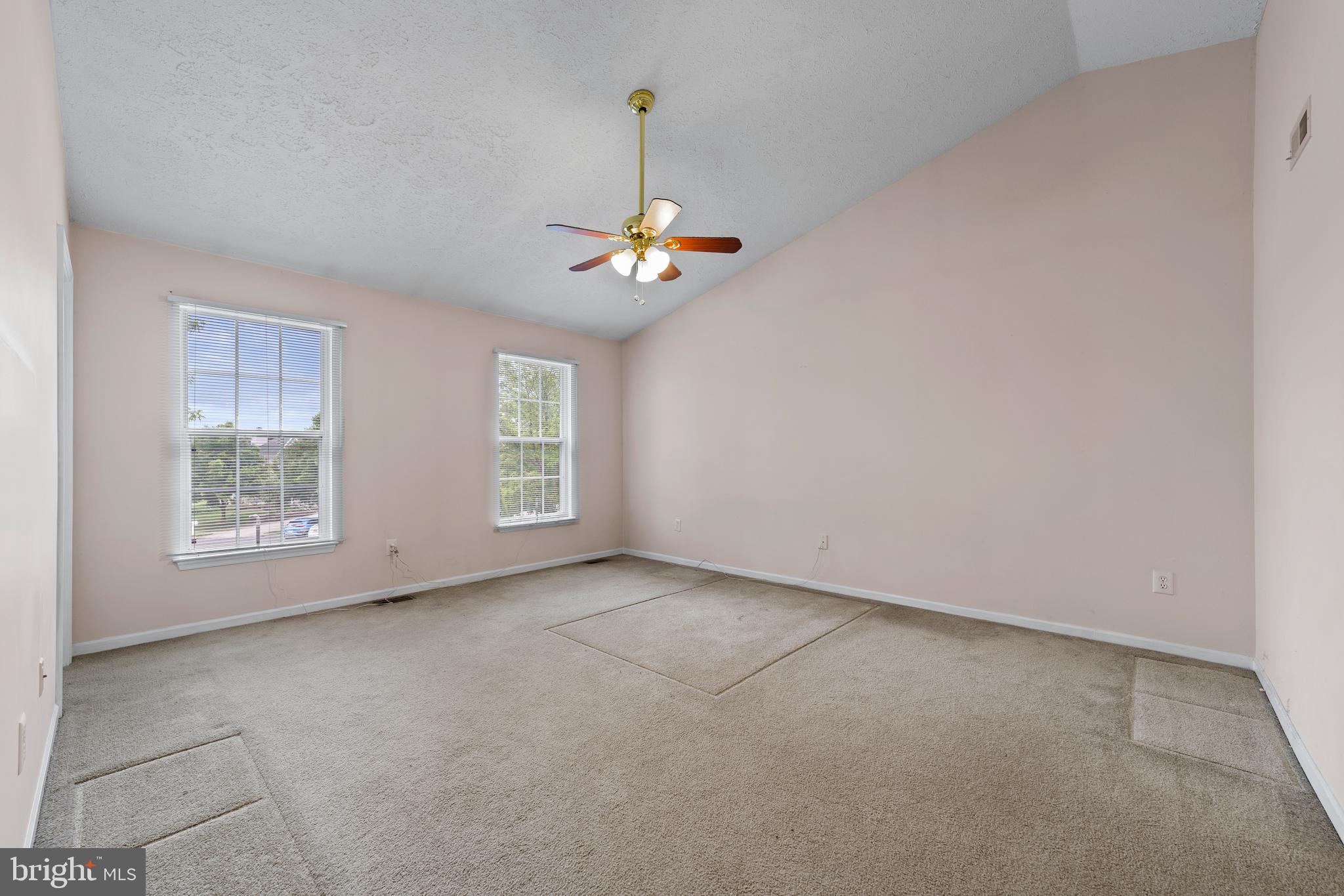 6 Raintree Court Sicklerville, NJ 08081 - Photo 17 of 32