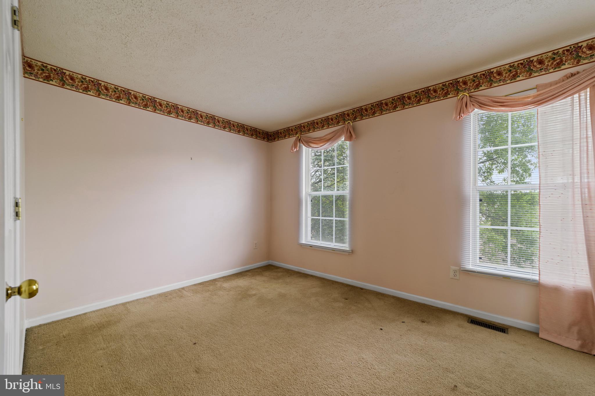 6 Raintree Court Sicklerville, NJ 08081 - Photo 23 of 32