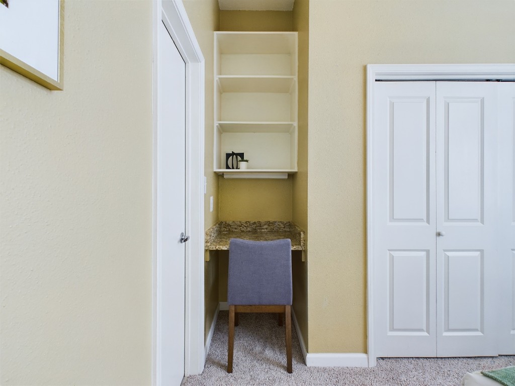 2811 Rio Grande Street, Unit 204 Austin, TX 78705 - Photo 21 of 31 a view of room and chair