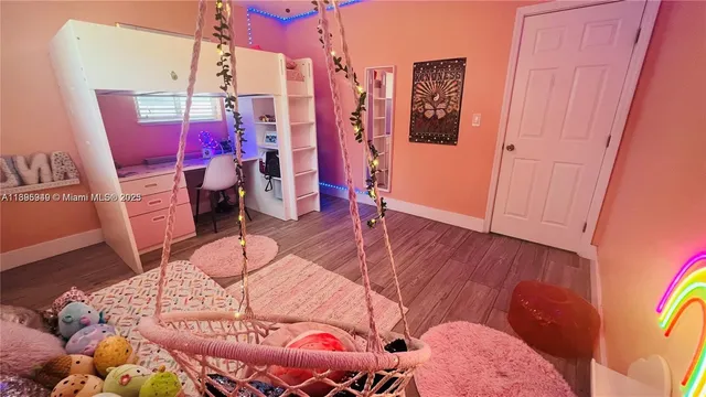 $4,100 | 911 North 14th Avenue, Hollywood, FL 33020