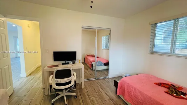 $4,100 | 911 North 14th Avenue, Hollywood, FL 33020