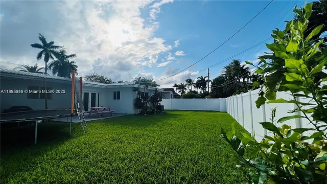$4,100 | 911 North 14th Avenue, Hollywood, FL 33020