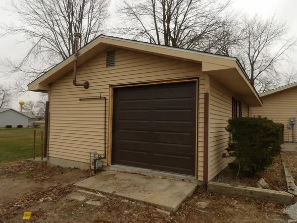 $240,000 | 201 North Garrison Avenue, Ashley, IN 46705