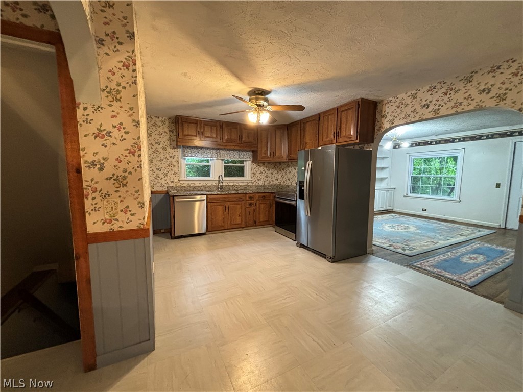 8483 Broadview Road Broadview Heights, OH 44147 - Photo 4 of 32